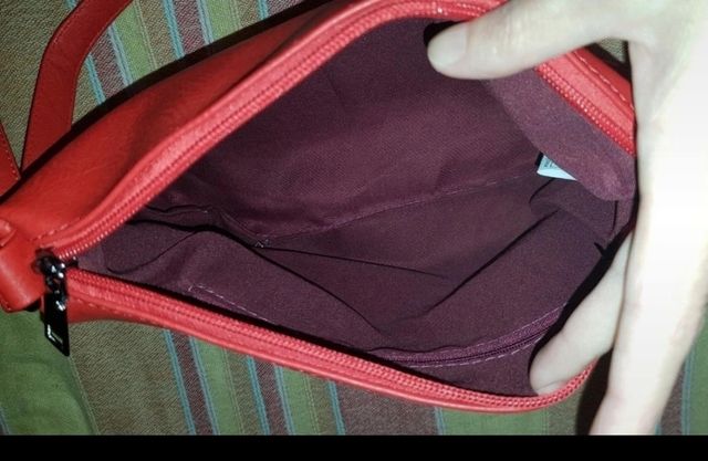 Borsetta rossa in similpelle NUOVA