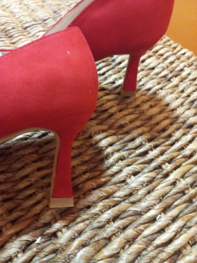 Zapatos nuevos rojos tacon talla 37
