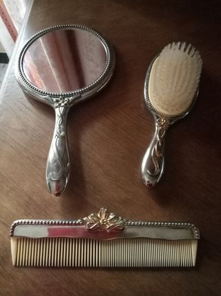 Juego de tocador plateado