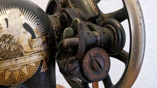 Máquina de coser antigua Singer