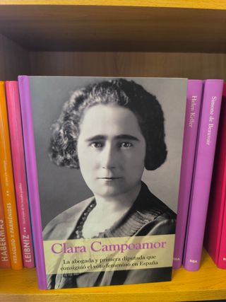 Colección 15 libros mujeres influyentes RBA