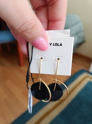 Pendientes oro y negro