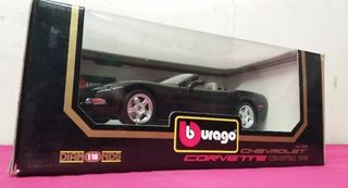 AUTOMODELLO SC.1:18 BURAGO CHEVROLETTE CORVETTE