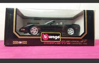 AUTOMODELLO SC.1:18 BURAGO CHEVROLETTE CORVETTE