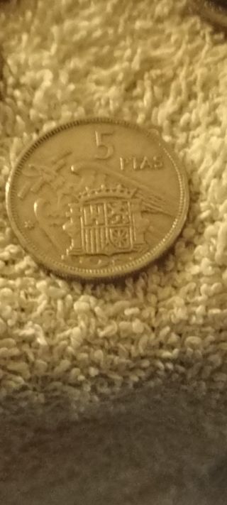 Moneda 5 pesetas 1957 muy buscada