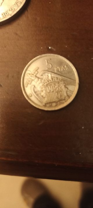 Moneda 5 pesetas 1957 muy buscada