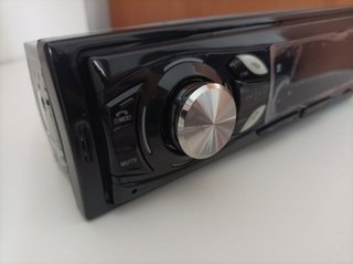 RADIO COCHE NUEVA CON BLUETOOTH USB AUX SD...