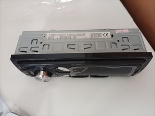 RADIO COCHE NUEVA CON BLUETOOTH USB AUX SD...