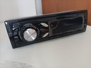 RADIO COCHE NUEVA CON BLUETOOTH USB AUX SD...