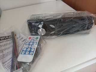 RADIO COCHE NUEVA CON BLUETOOTH USB AUX SD...