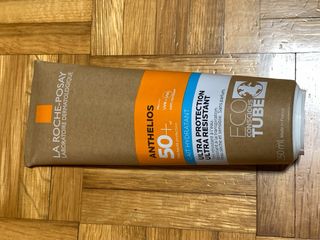 Crema solare la roche-posay SPF 50+