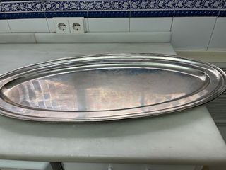 Bandeja antigua de alpaca para pescado