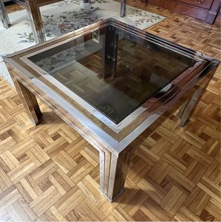 Mesa auxiliar cuadrada de metal y cristal