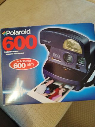 Cámara instantánea Polaroid 600