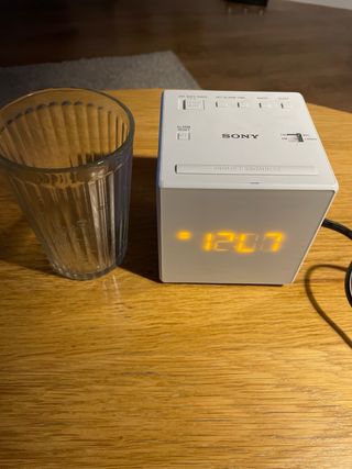 Radio reloj despertador