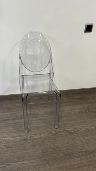 Sedia Victoria Ghost di Kartell Milano