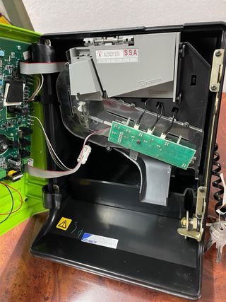 Telefono TRMA de monedas