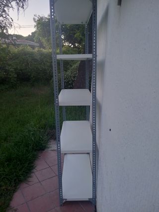 Estantería metalica