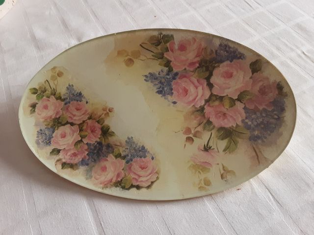 Vassoio decorato a decoupage