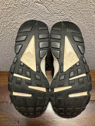 Scarpe Nike Huarache nere tg 39