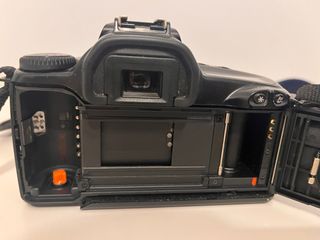 Canon EOS 3000