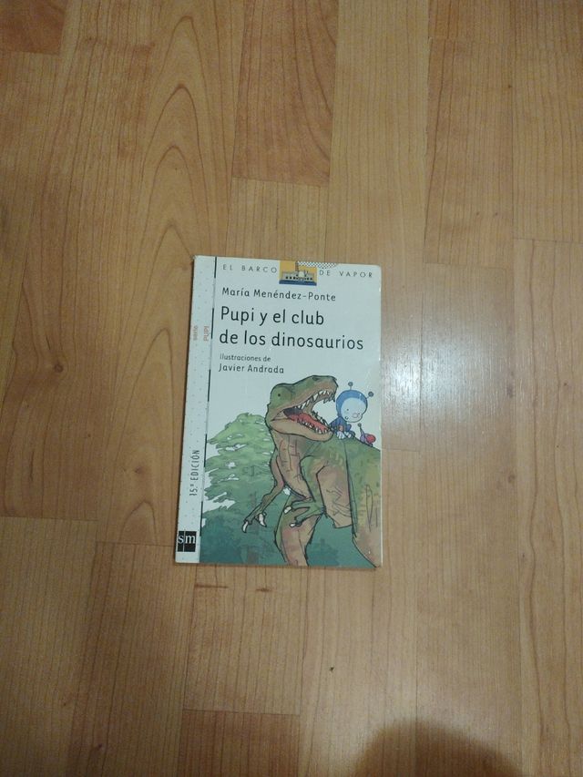Libro Pupi y el club de los dinosaurios
