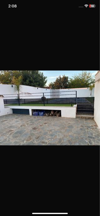 Fabbricazione di corrimano.