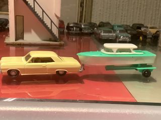 COCHE CHEVROLET MALIBU 1/87 WIKING