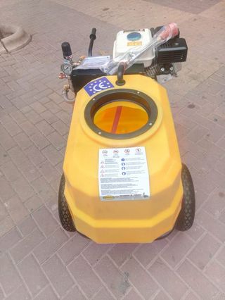 carretilla de fumigar 100L nueva 6,5cv