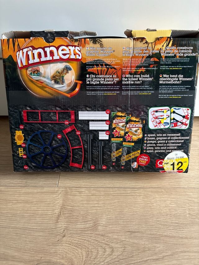 JUEGO MONTAÑA RUSA DINOSAURIOS