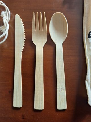 6 Set de cubiertos de bambú