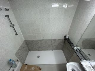 CAMBIAMOS TU BAÑERA POR PLATO DE DUCHA
