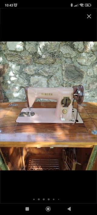 Máquina de coser singer con mueble