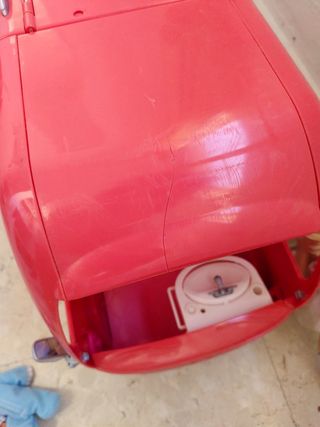 Camping car de Barbie con tobogán