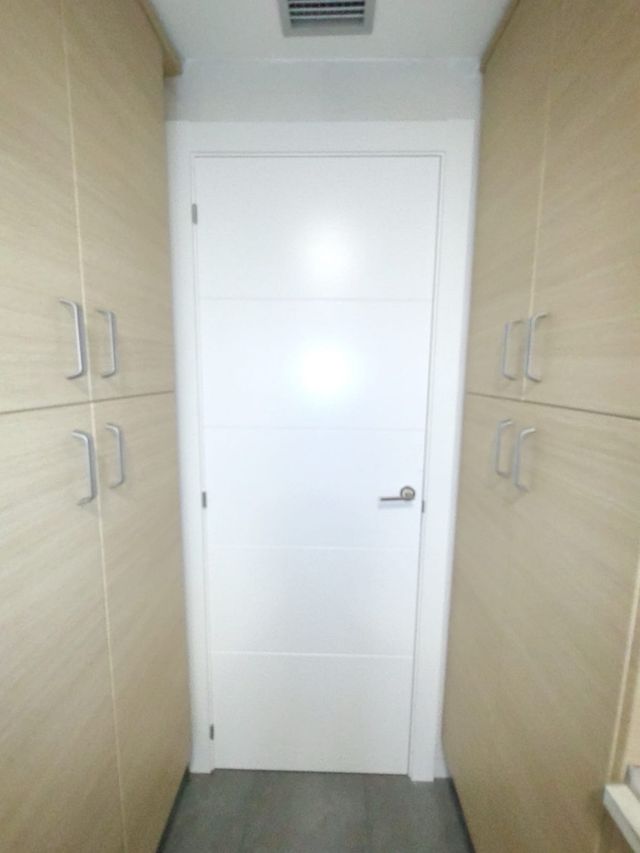 PUERTAS , PUERTAS LACADAS , CORREDERAS ...