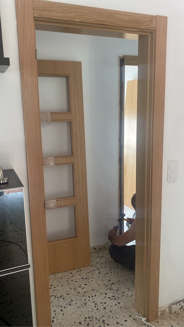 PUERTAS , CORREDERAS , BLINDADAS ...