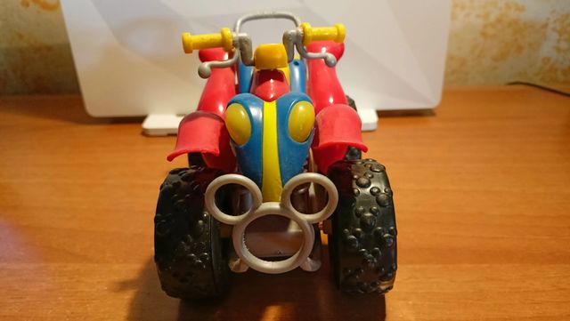 Topoquad - Allegato a Topolino 2540 del 2004