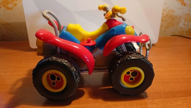 Topoquad - Allegato a Topolino 2540 del 2004