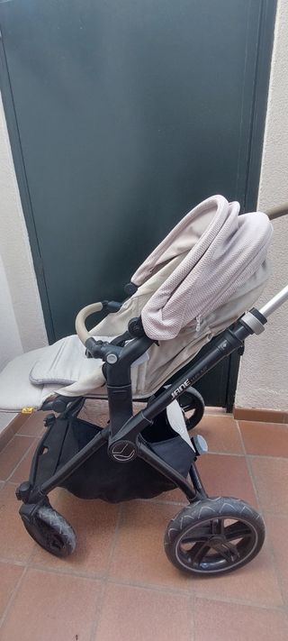 Carro bebe jane kawai+ plástico lluvia+ mosquitera