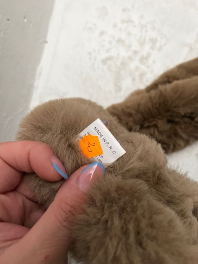 Scalda collo in finta pelliccia