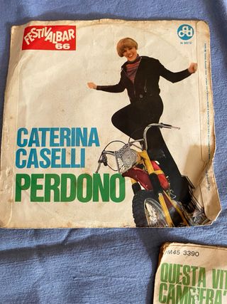 Set 3 vinili  45 giri anni 60