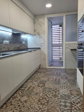 REFORMA DE COCINAS , BAÑOS , INTEGRALES ...