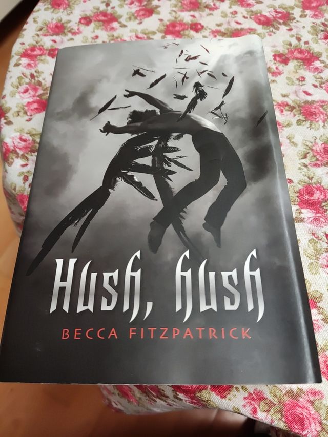 Saga Hush Hush de Beca Fitzpatrick