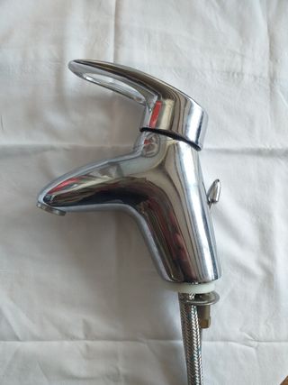 Grifo para Lavabo Roca.