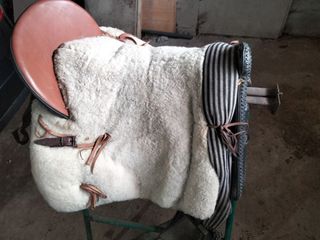 Vendese silla vaquera