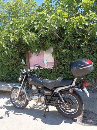 Moto Yamaha SR 250 special