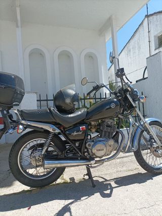 Moto Yamaha SR 250 special