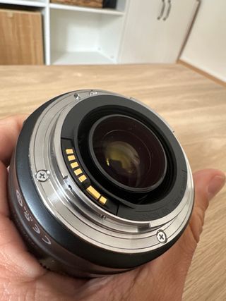 canon EF 28-135 mm + macro 3.5 - 5.6 ultrasonic