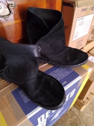 stivaletti donna fatti a mano in Toscana, Italia 