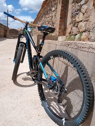 Bicicleta enduro